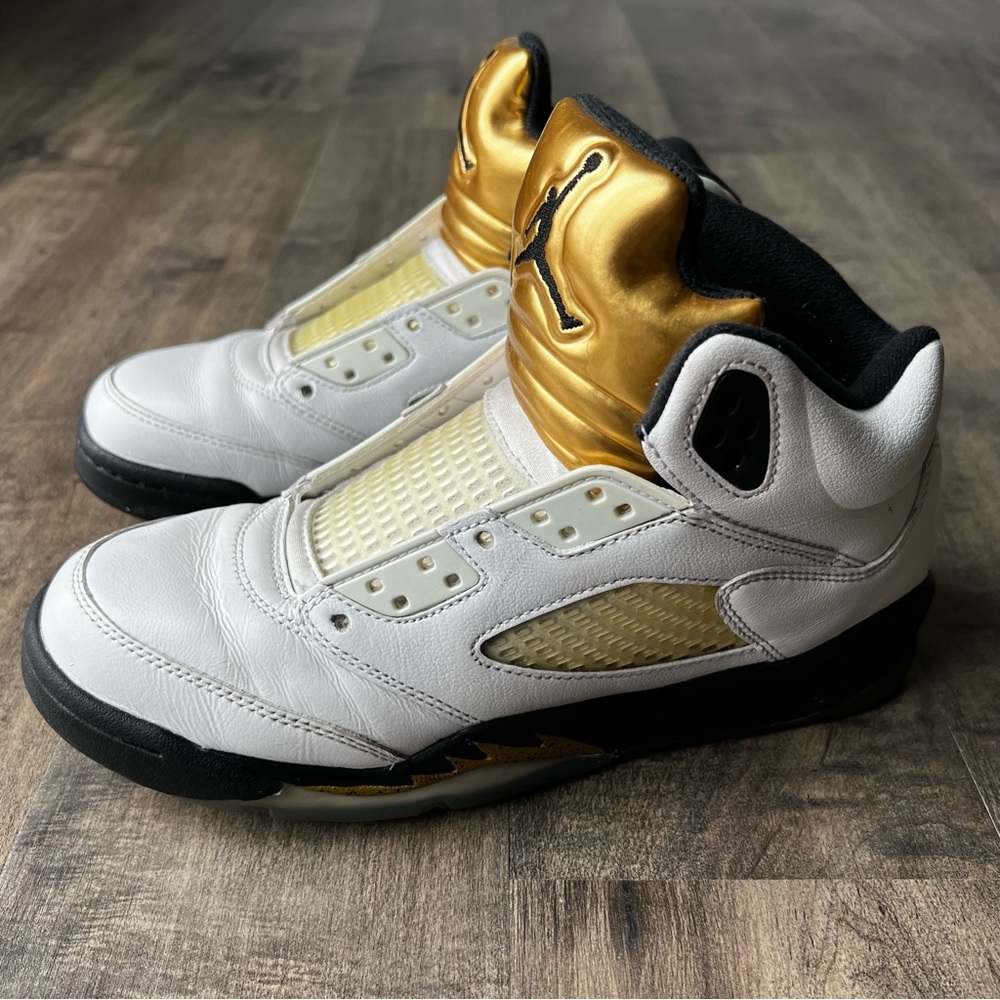 Nike Boys Jordan 5 Retro White 440888-133 Size 6.5Y Basketball Shoes Sneakers